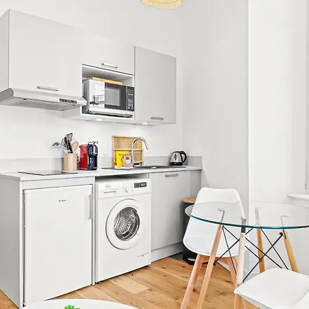 Apartman Charming Center 102 *