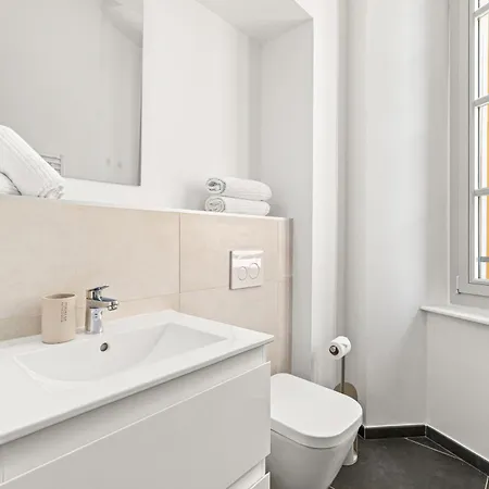Charming Center 102 Apartman